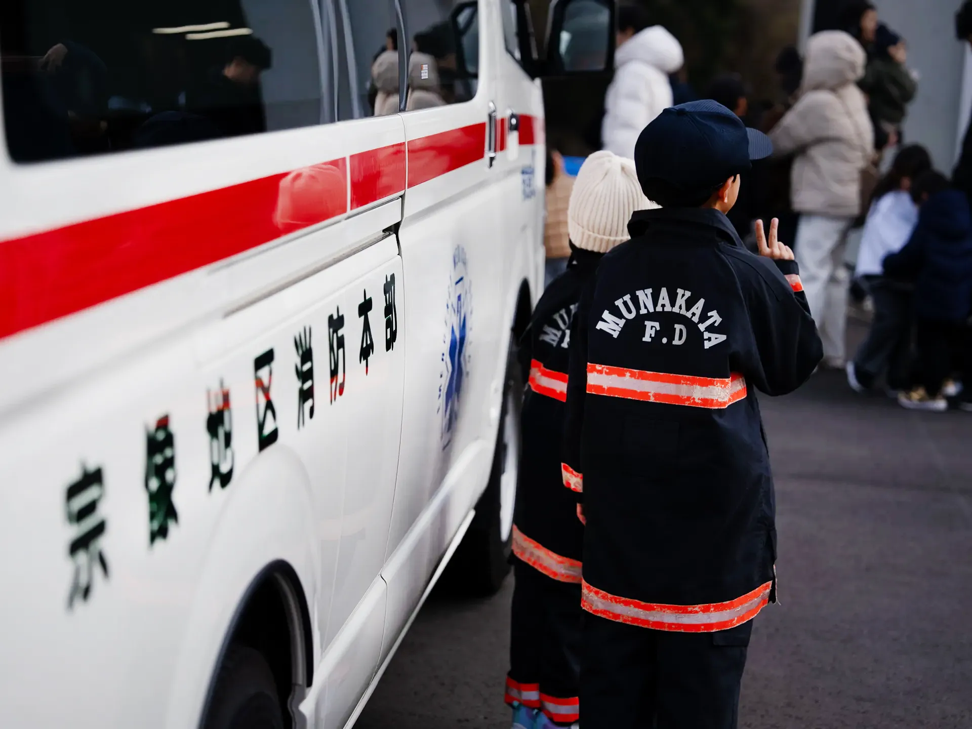 車両見学の様子